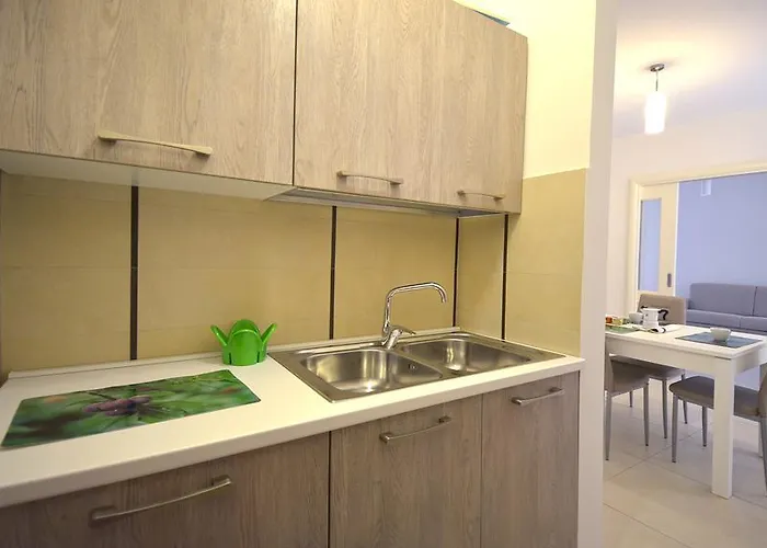 Leo Апартаменти