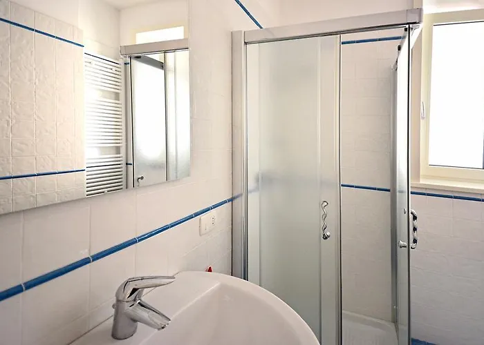 Апартаменти Leo