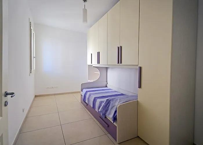 Апартаменти Leo *