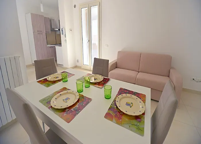 Апартаменти Leo *